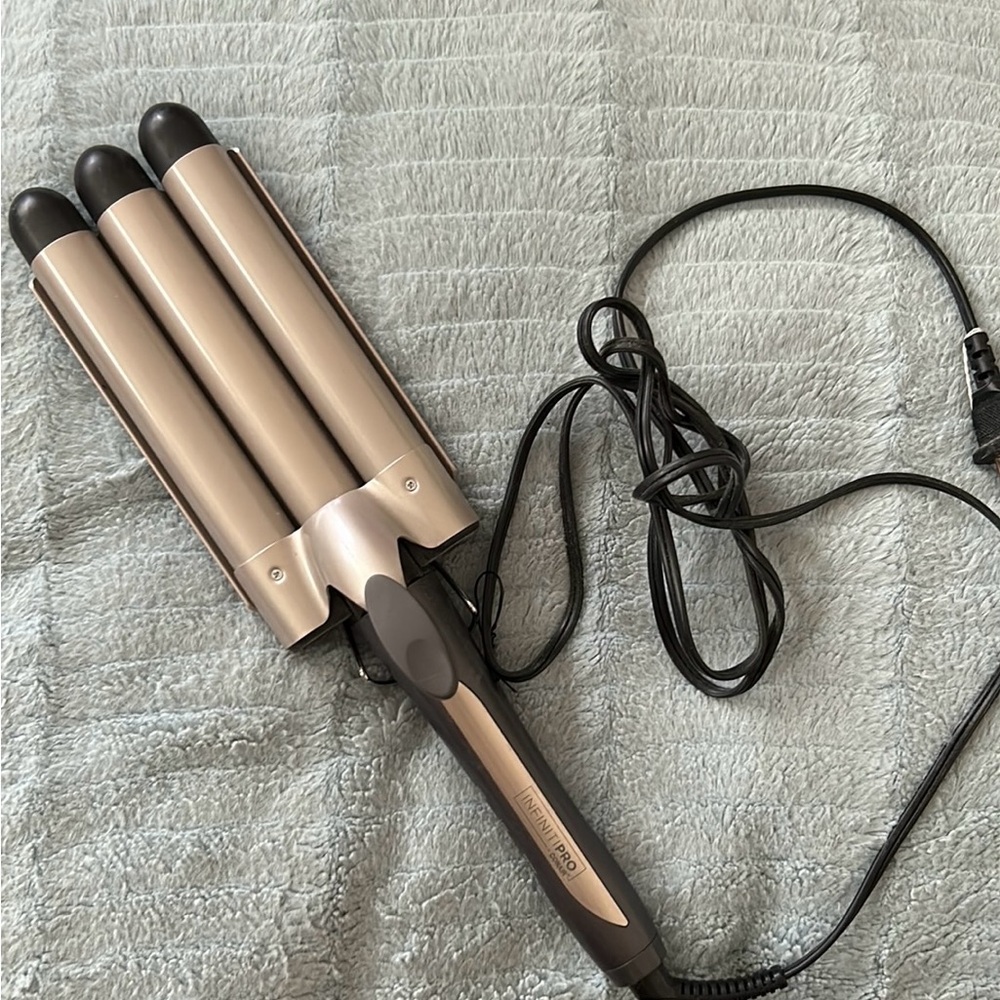 Infiniti Pro Triple Barrel Waver